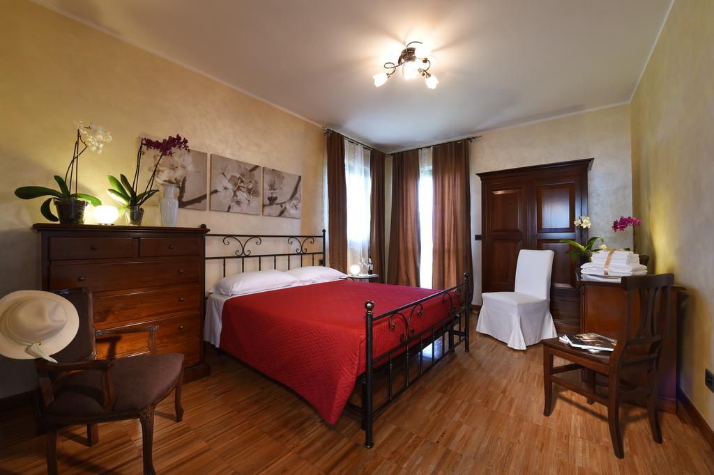 Villa Vecchio Castagnito Pokoj fotografie